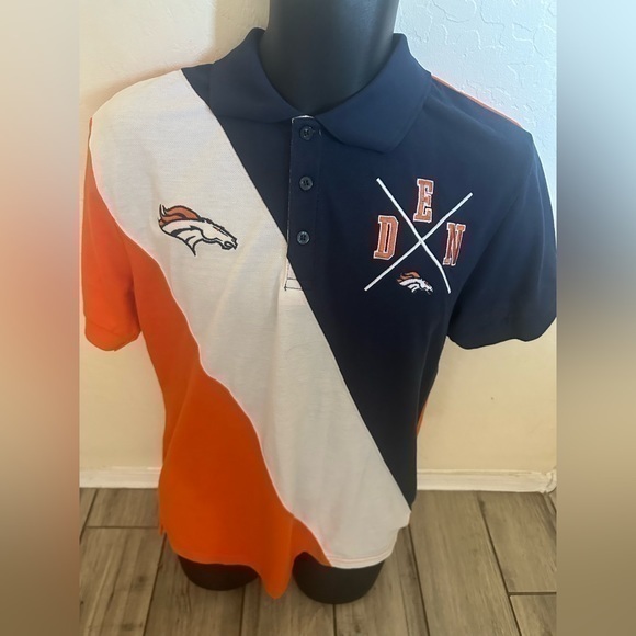 NFL Other - Men’s pre own as is Denver Broncos polo shirt size M medium NFL vintage